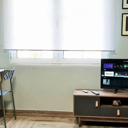 Apartamento 2V1 - 21 Dhjetori Tirana Exterior foto