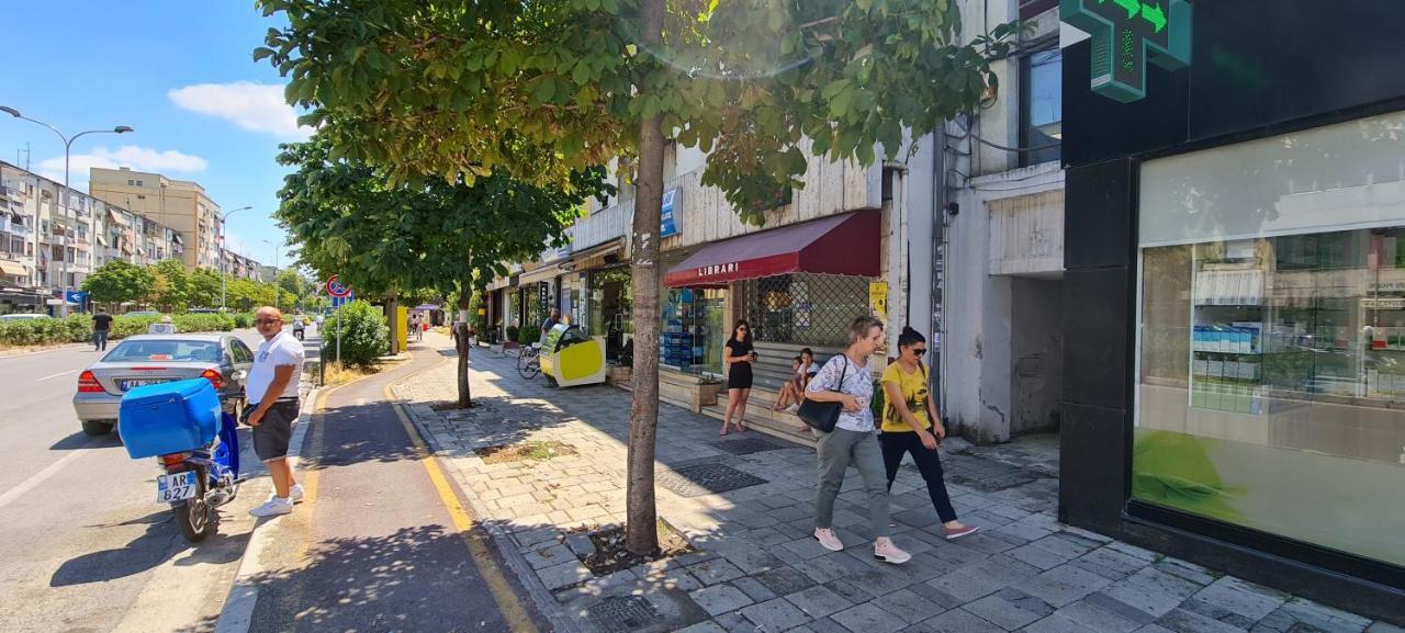 Apartamento 2V1 - 21 Dhjetori Tirana Exterior foto